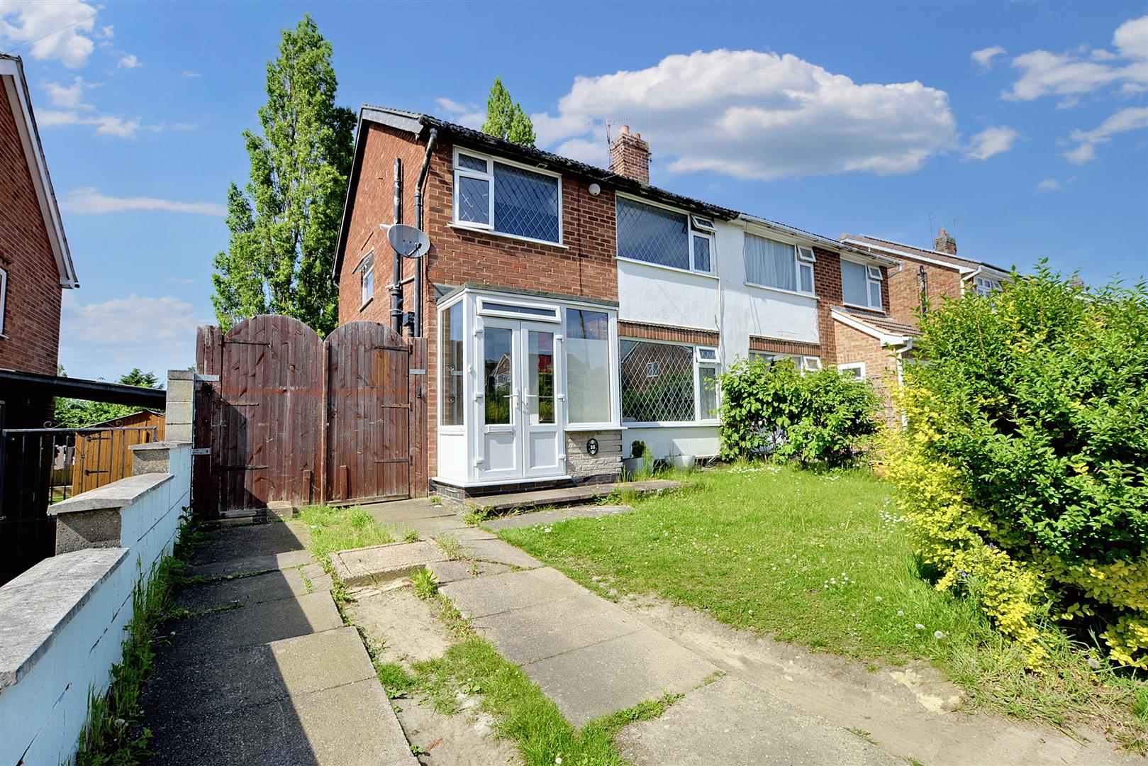 Arnside, Stapleford Robert Ellis Estate Agents